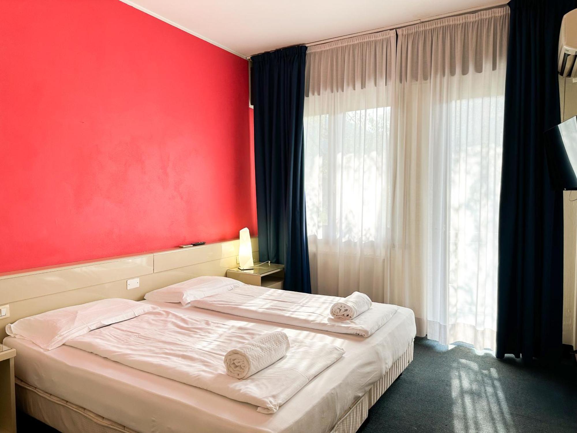 Hotel Bristol Riva del Garda Eksteriør bilde