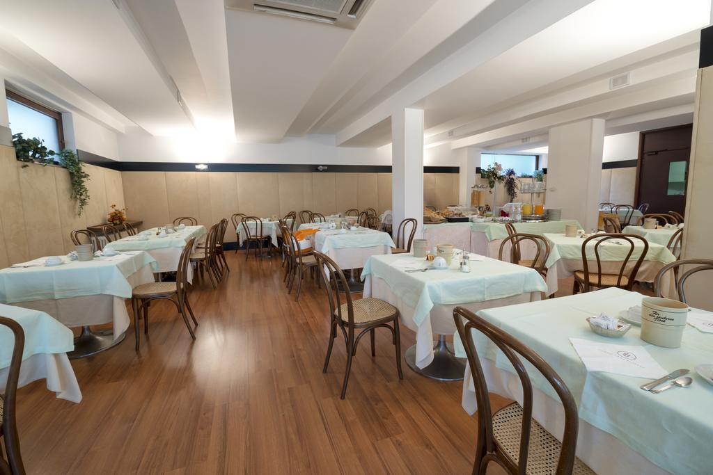 Hotel Bristol Riva del Garda Eksteriør bilde