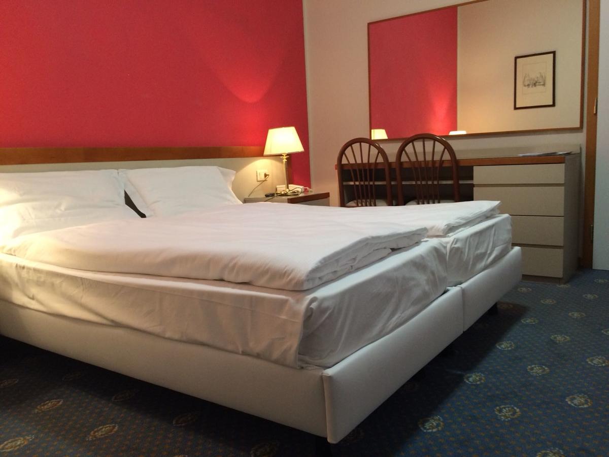 Hotel Bristol Riva del Garda Eksteriør bilde