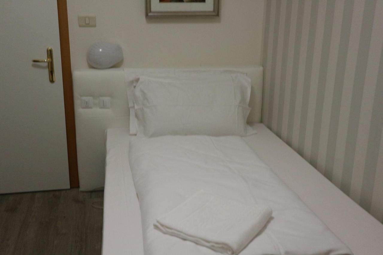 Hotel Bristol Riva del Garda Eksteriør bilde